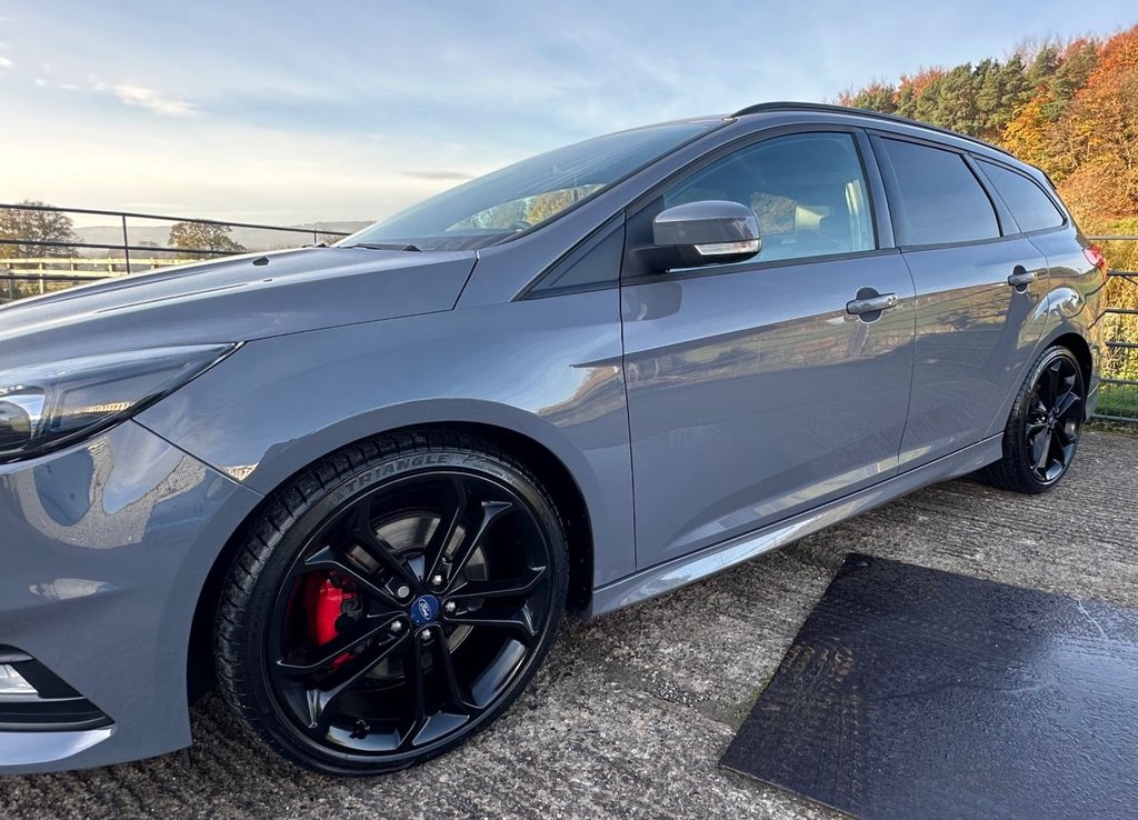 Used Ford Focus 2017 for sale - 76569949: Photo 45