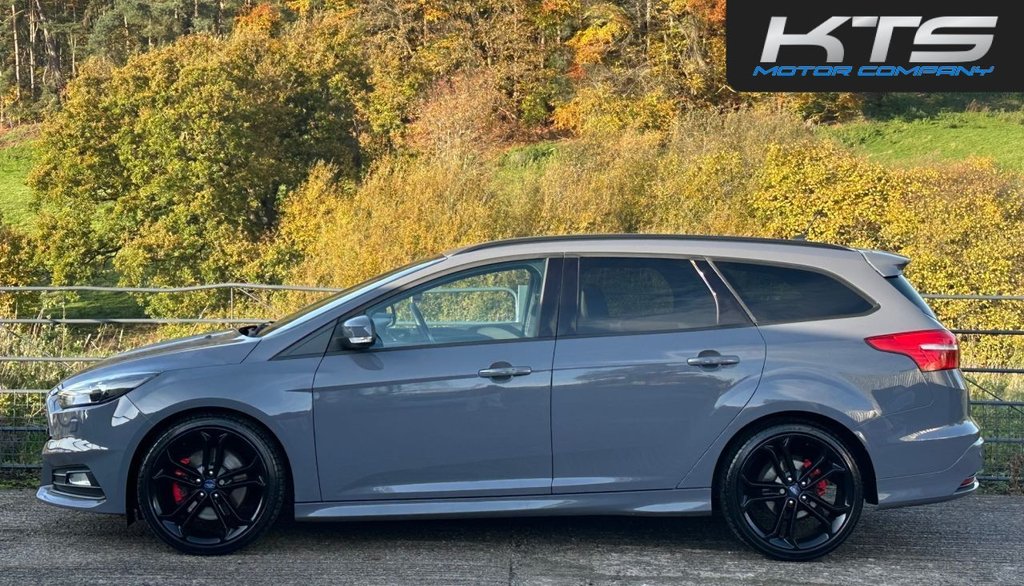 Used Ford Focus 2017 for sale - 76569949: Photo 8