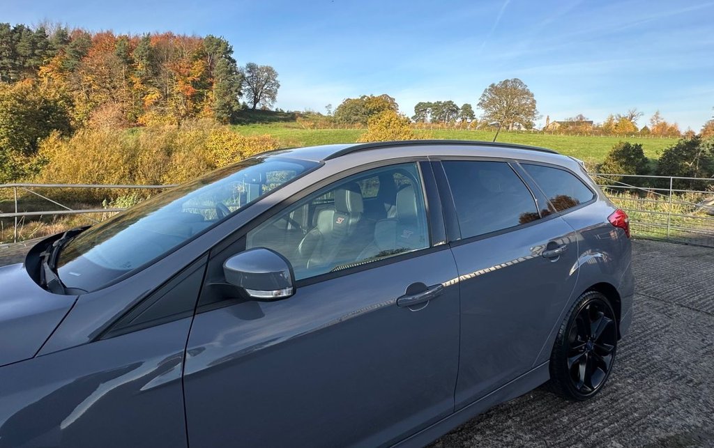Used Ford Focus 2017 for sale - 76569949: Photo 9