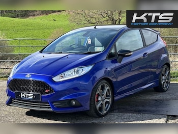Used Ford Fiesta 2014 for sale - 77765510: Photo
