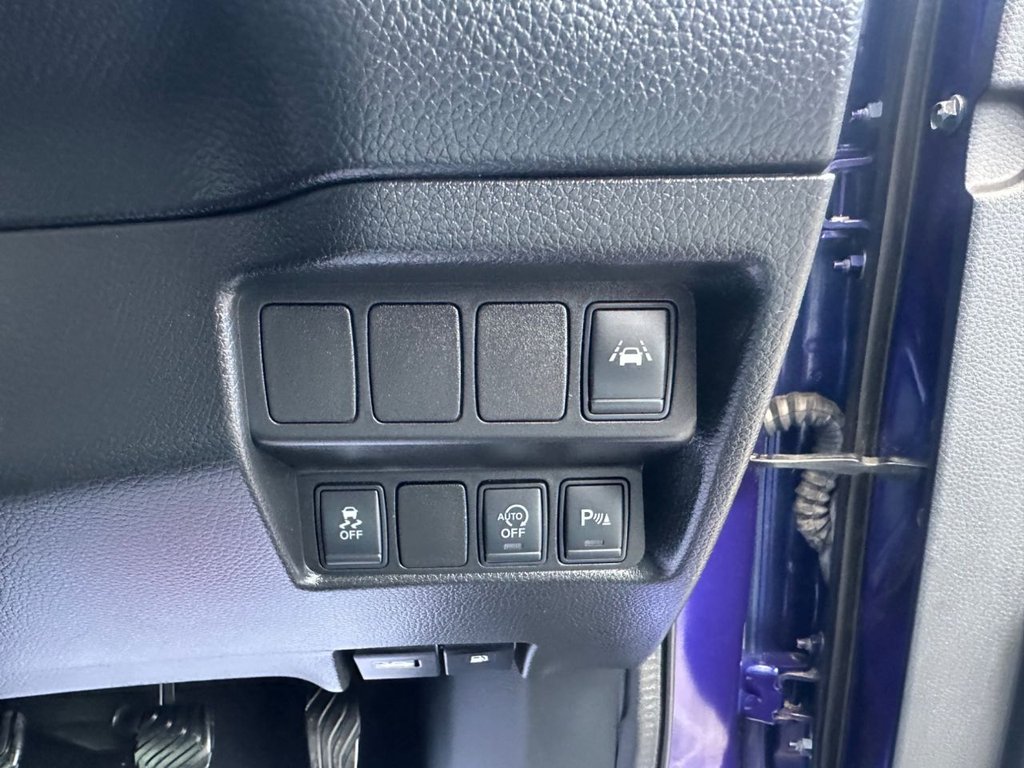 Used Nissan Qashqai 2015 for sale - 76569792: Photo 34