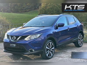 Used Nissan Qashqai 2015 for sale - 76569792: Photo