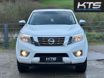 Used Nissan Navara 2017 for sale - 76783968: Photo