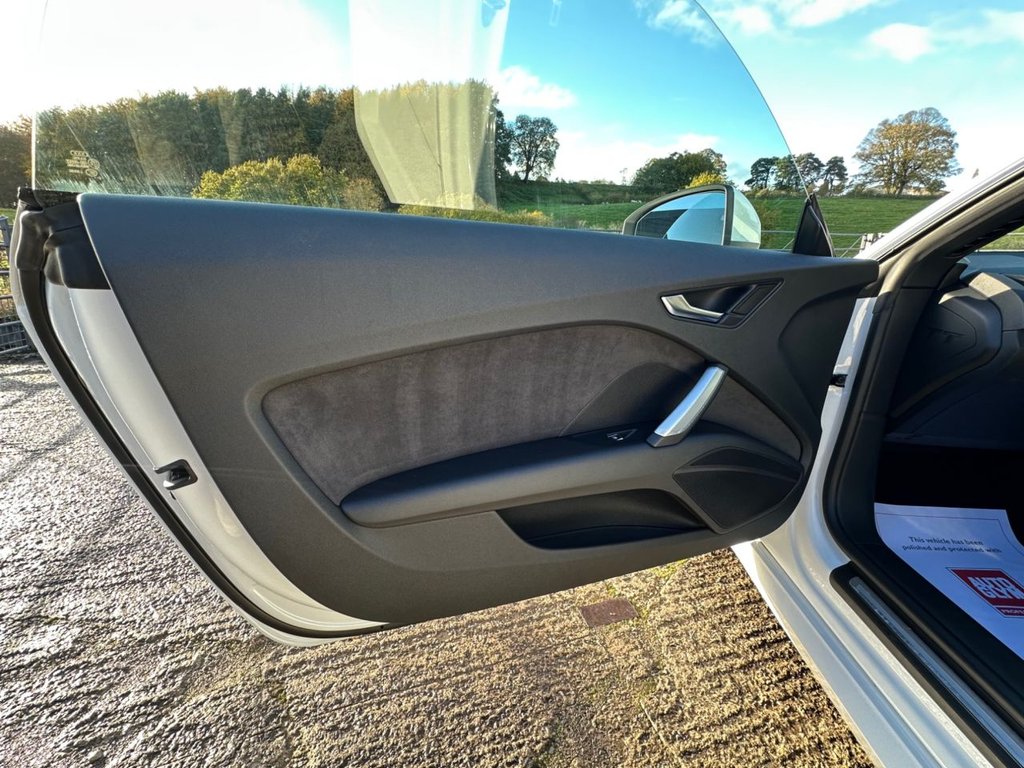 Used Audi TT 2017 for sale - 76570008: Photo 30