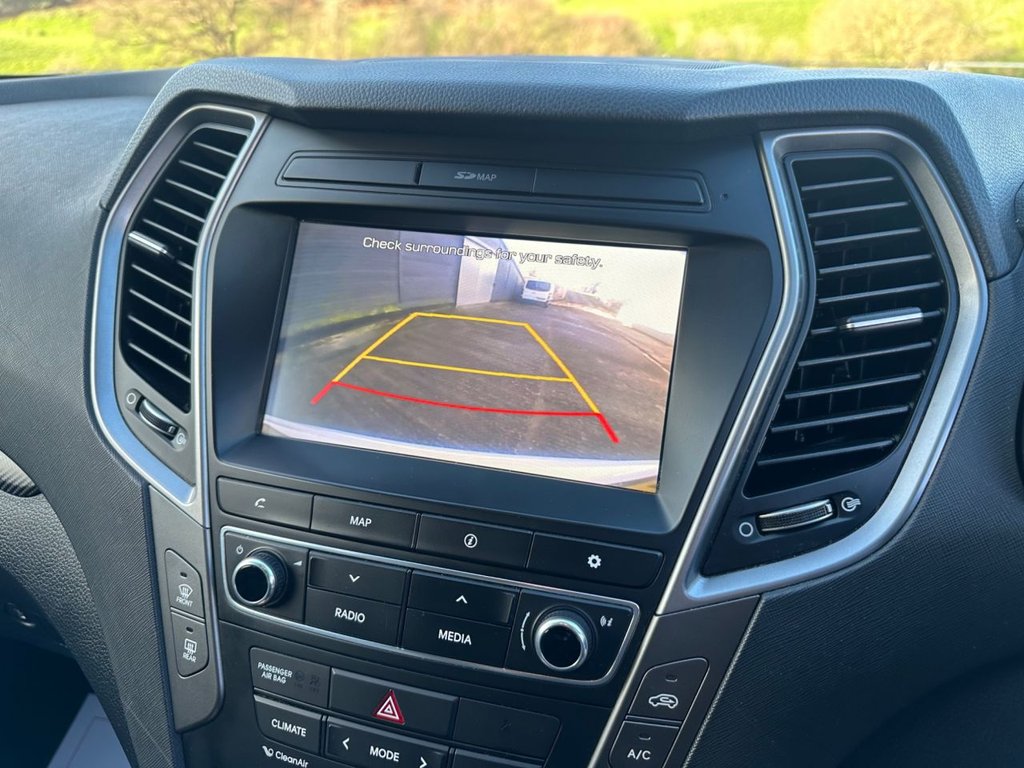 Used Hyundai Santa Fe 2016 for sale - 76783959: Photo 30