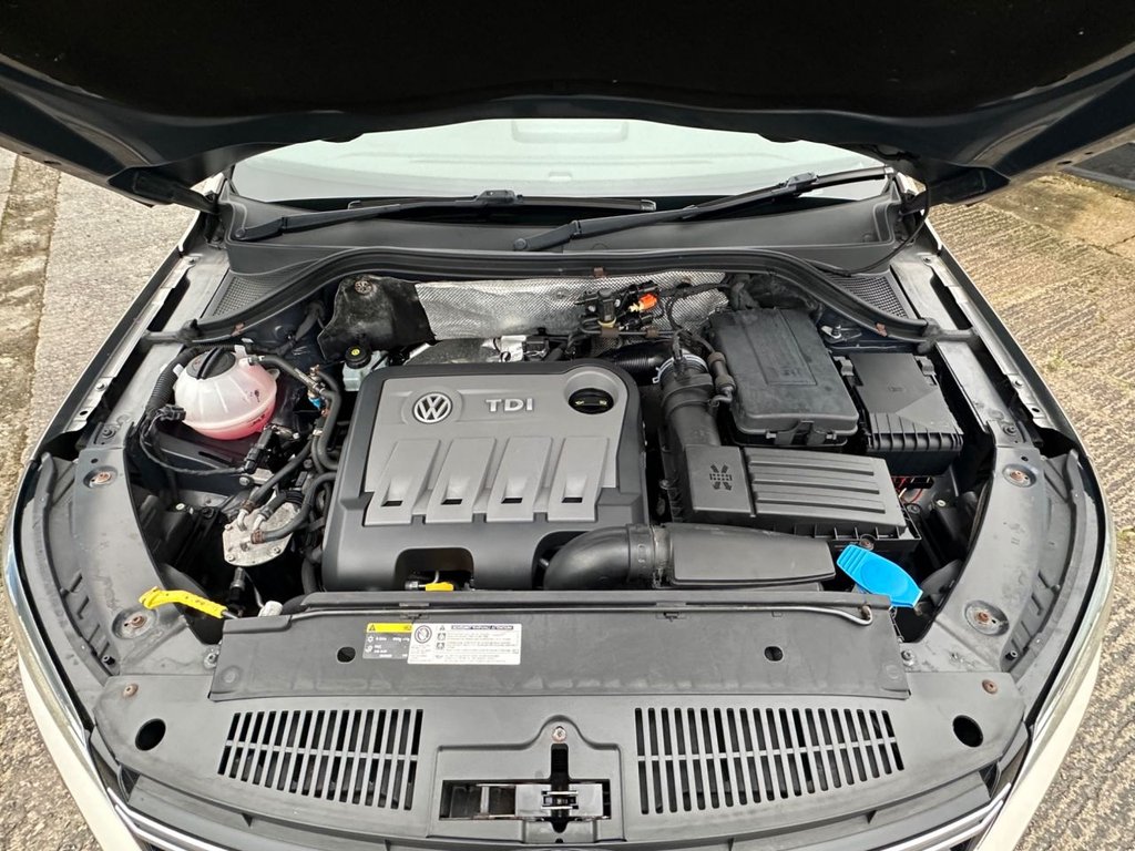 Used Volkswagen Tiguan 2014 for sale - 77111222: Photo 42