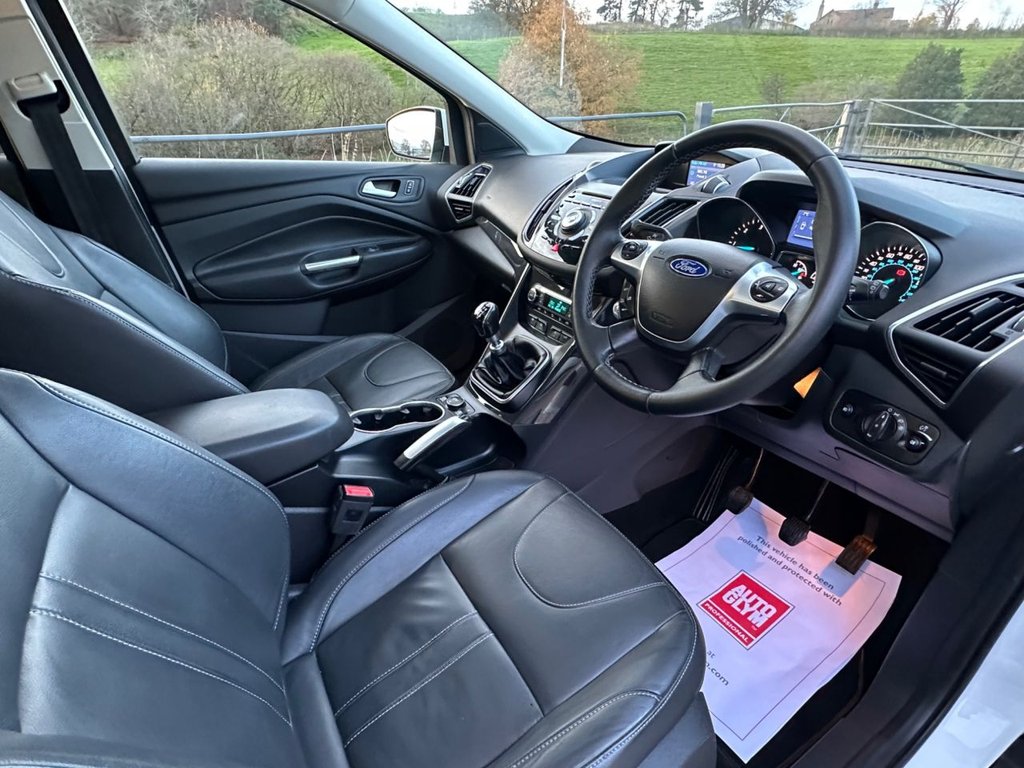 Used Ford Kuga 2015 for sale - 76797797: Photo 22