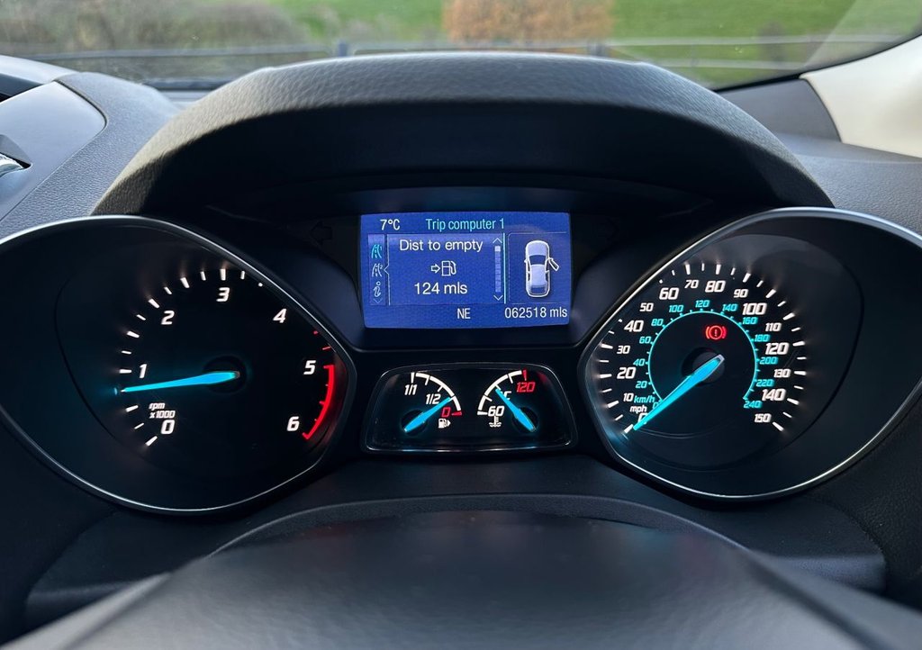 Used Ford Kuga 2015 for sale - 76797797: Photo 29