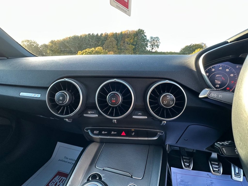 Used Audi TT 2017 for sale - 77935980: Photo 27