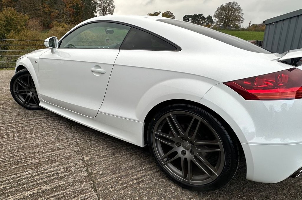 Used Audi TT 2014 for sale - 76569895: Photo 16