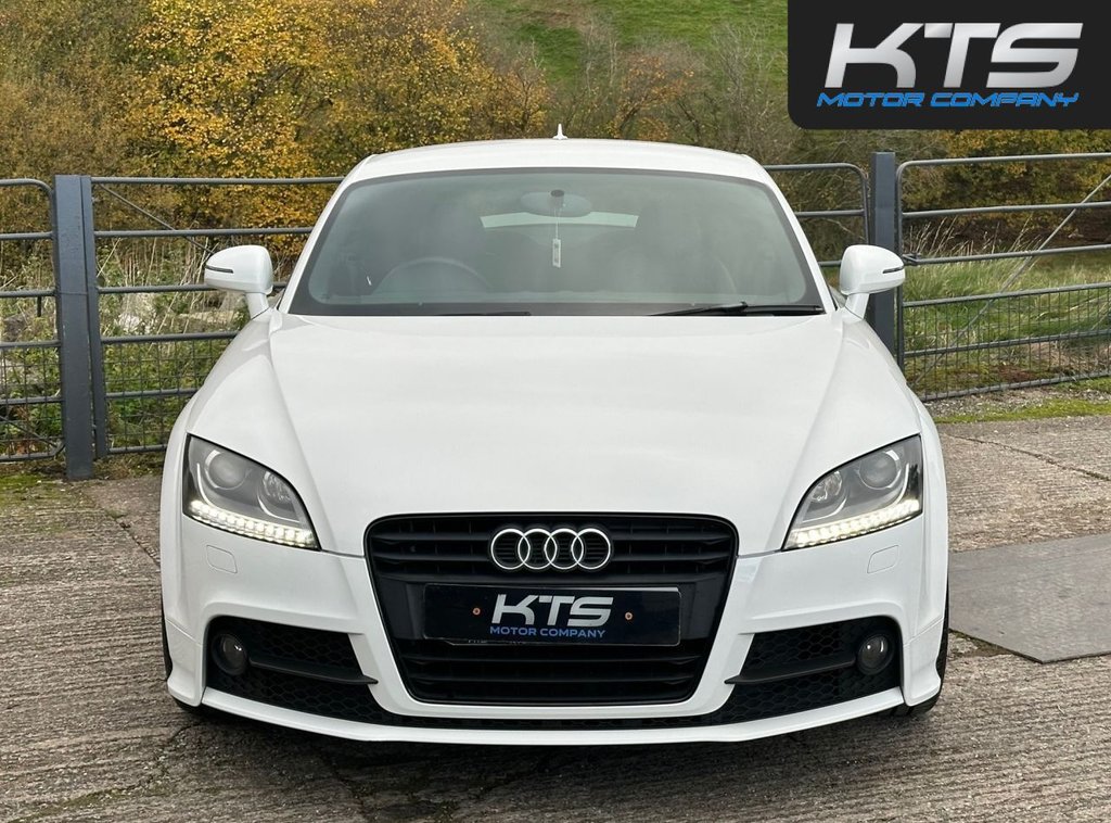 Used Audi TT 2014 for sale - 76569895: Photo 2
