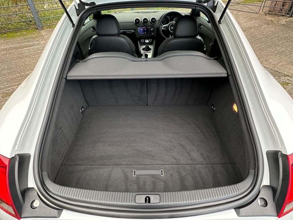 Used Audi TT 2014 for sale - 76569895: Photo 32