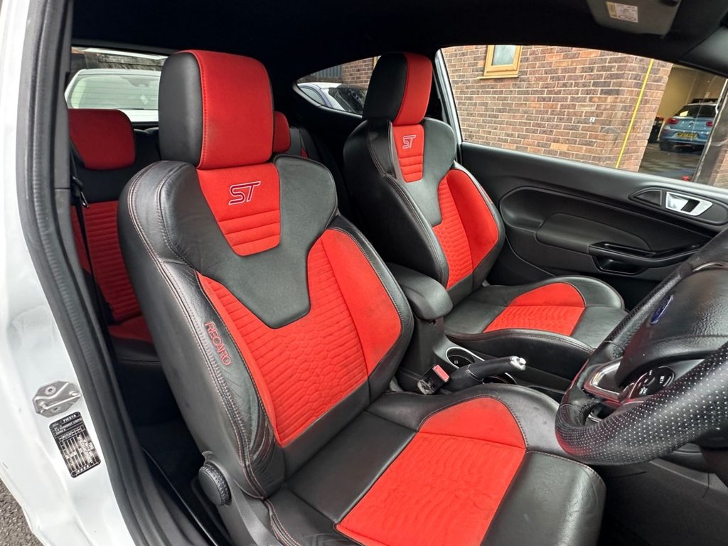 Used Ford Fiesta 2016 for sale - 77720140: Photo 3