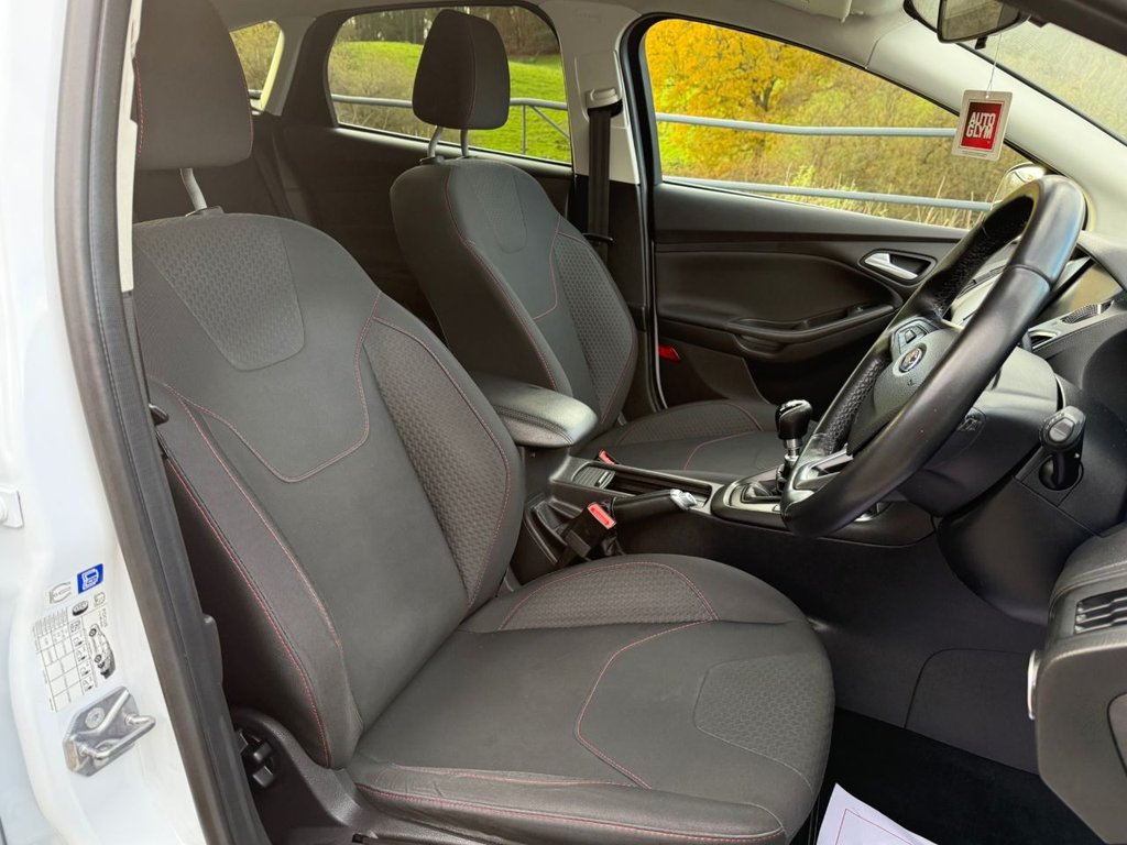 Used Ford Focus 2016 for sale - 76724659: Photo 13