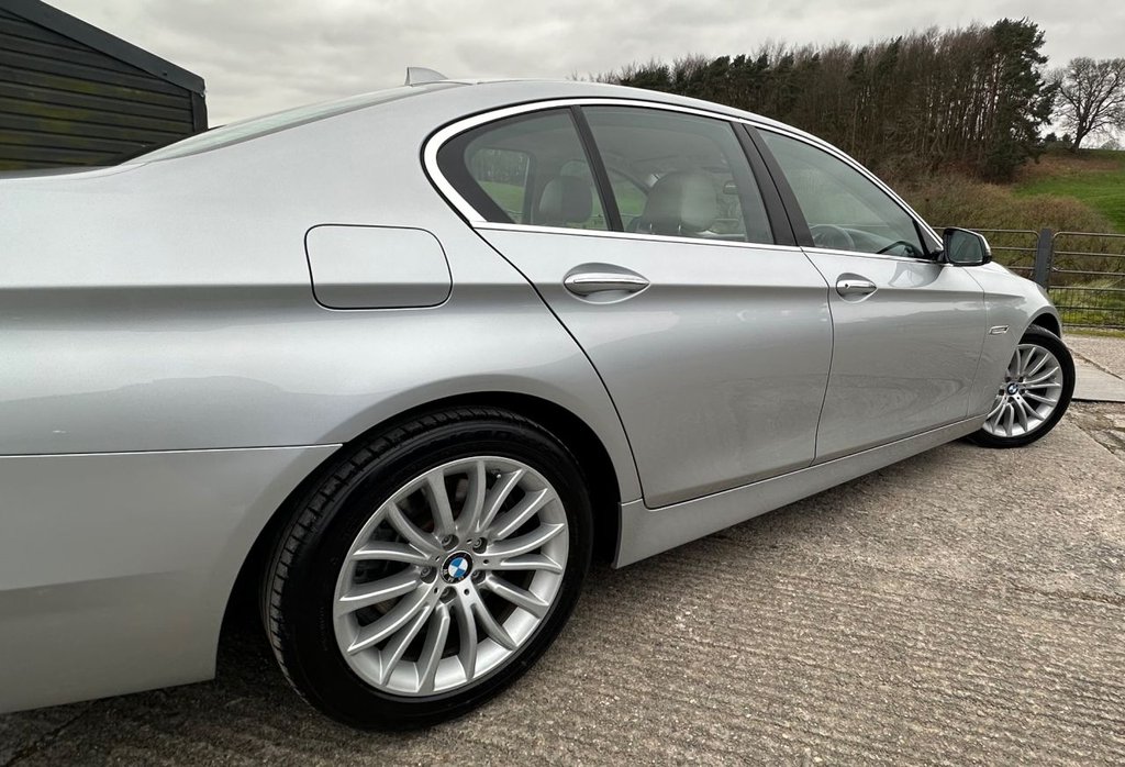 Used BMW 5 Series 2015 for sale - 77422301: Photo 15