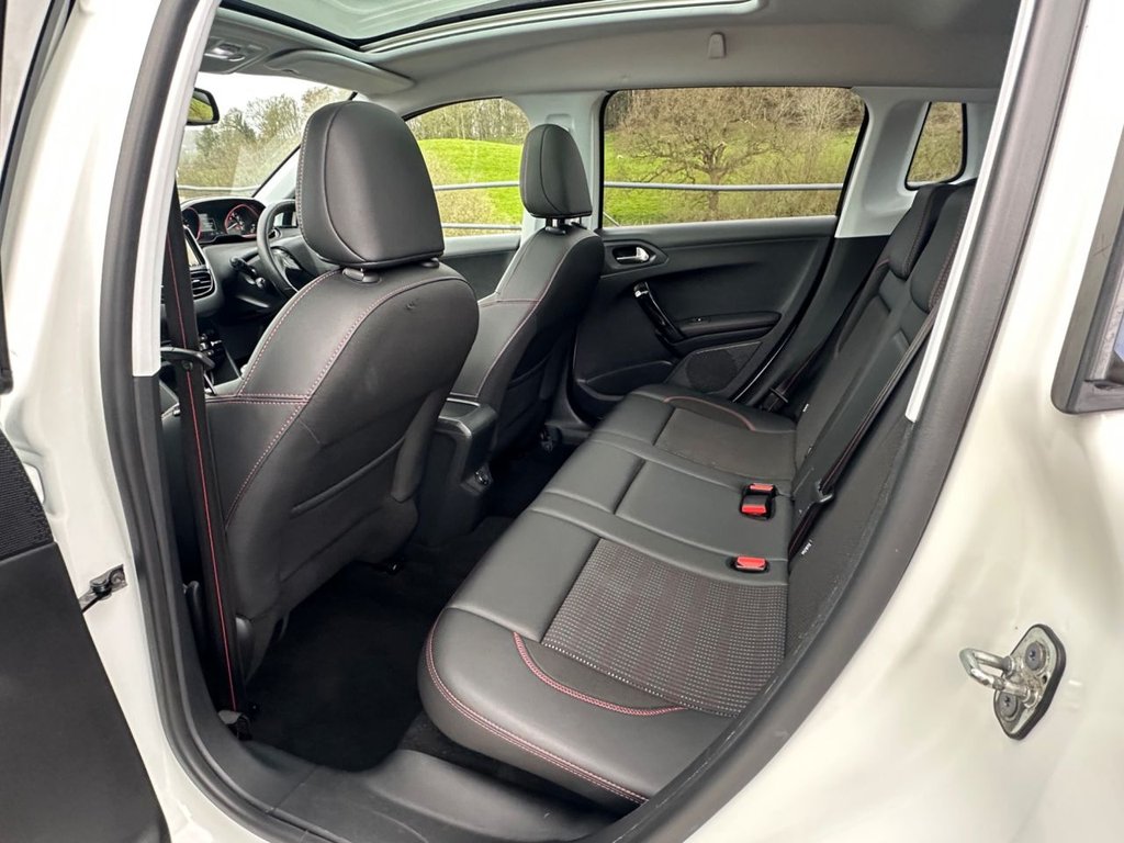 Used Peugeot 2008 2016 for sale - 78082641: Photo 20