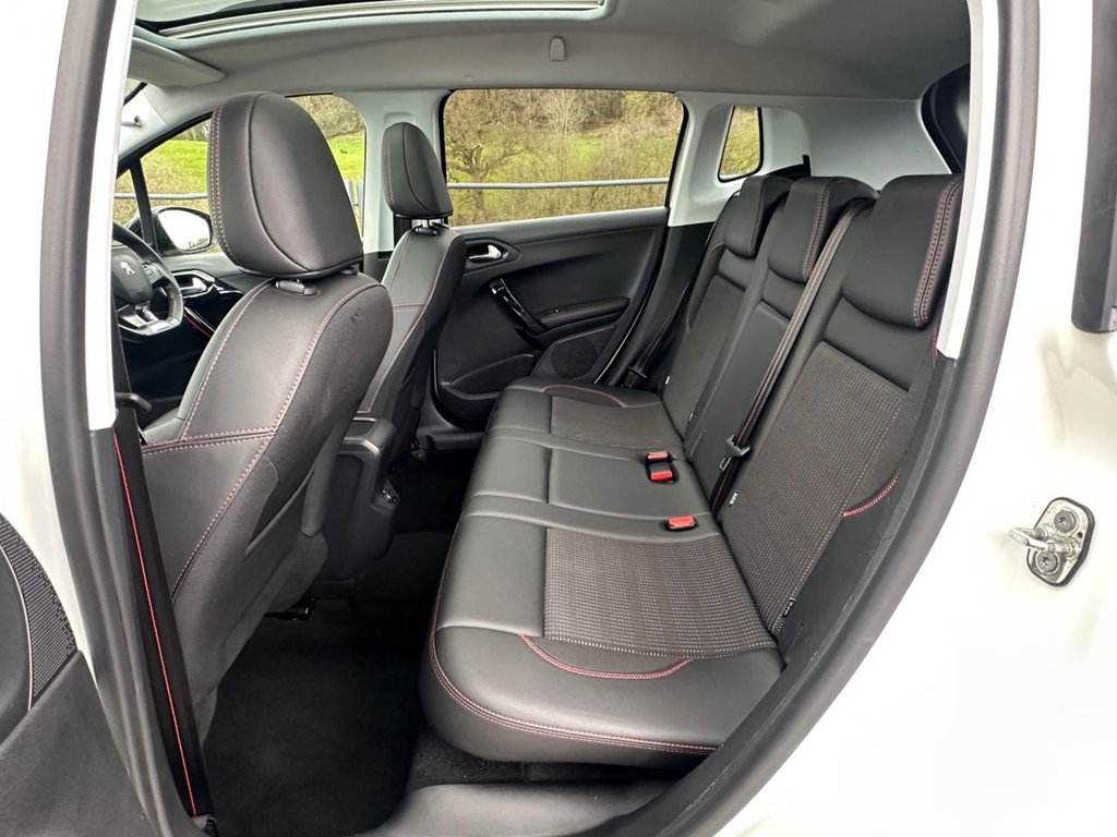 Used Peugeot 2008 2016 for sale - 78082641: Photo 21