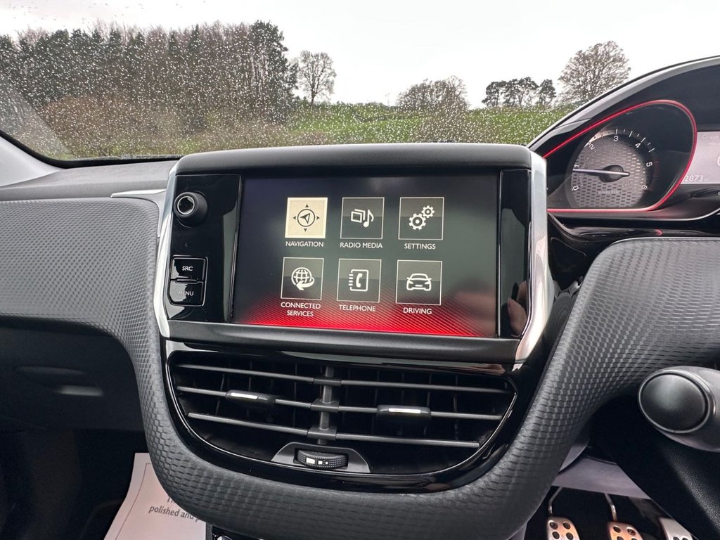 Used Peugeot 2008 2016 for sale - 78082641: Photo 31