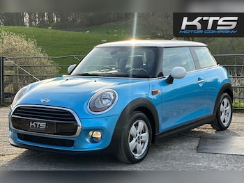 Used MINI Hatch 2017 for sale - 77693387: Photo