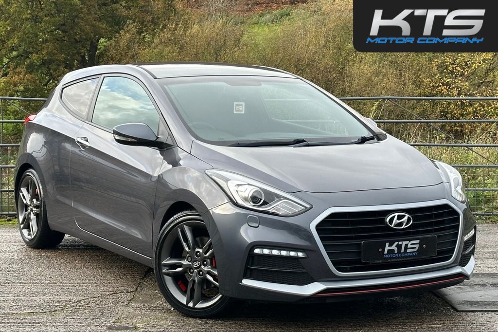 Used Hyundai i30 2015 for sale - 76569988: Photo 1