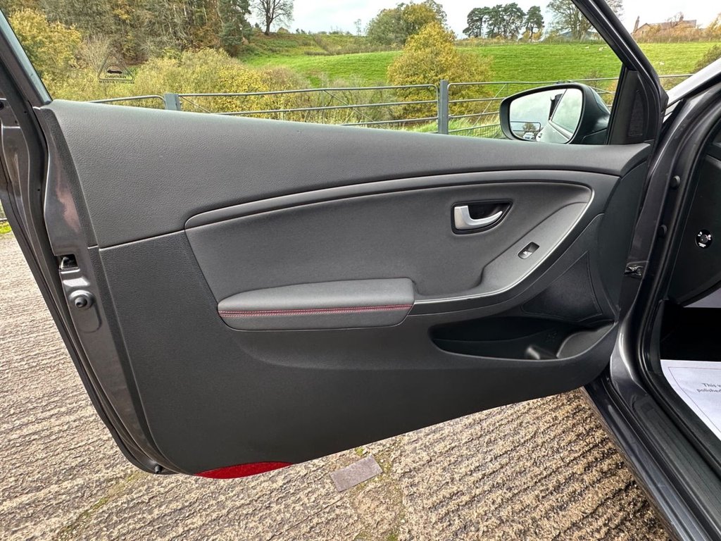 Used Hyundai i30 2015 for sale - 76569988: Photo 31