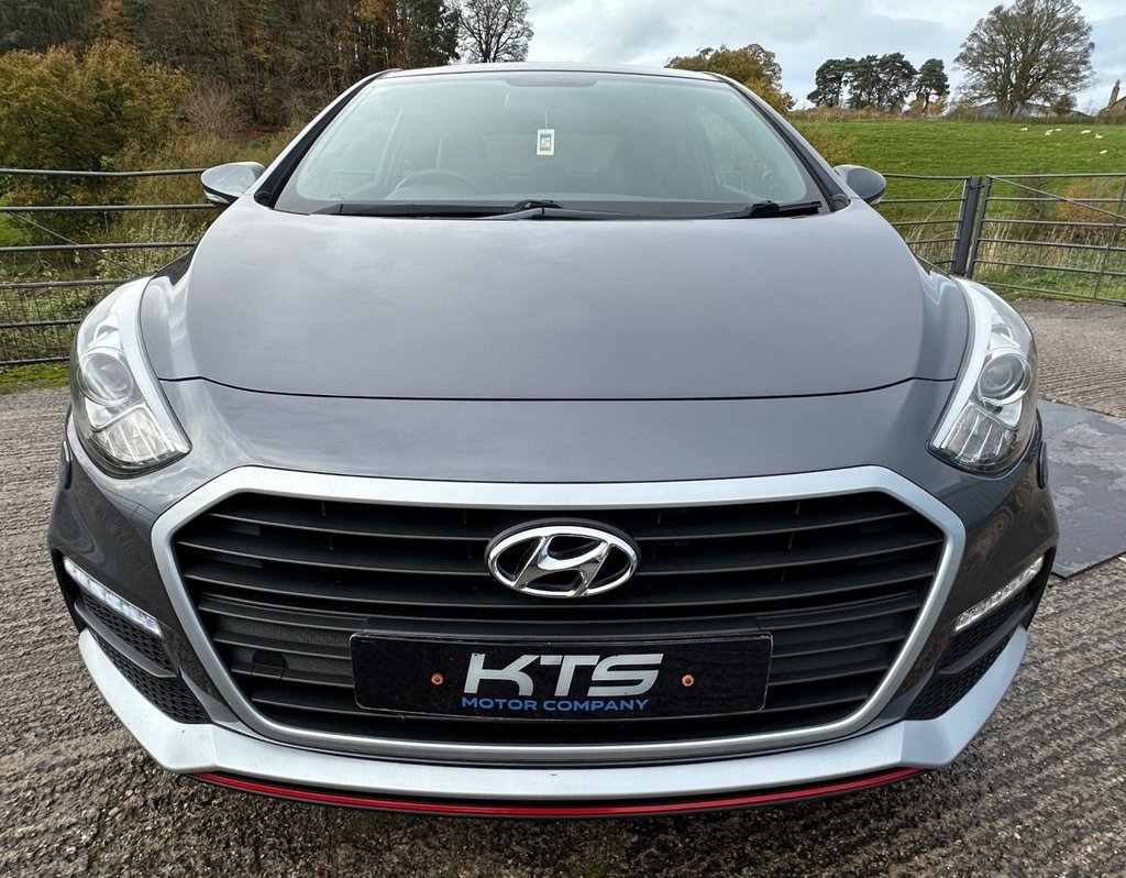 Used Hyundai i30 2015 for sale - 76569988: Photo 6