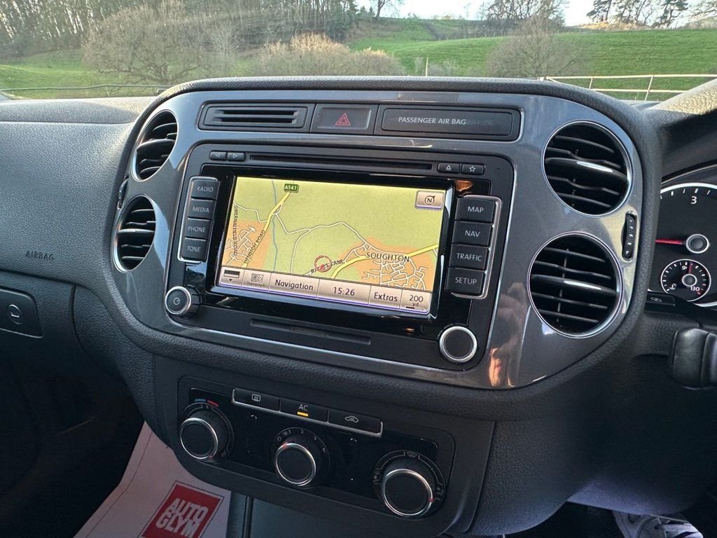 Used Volkswagen Tiguan 2012 for sale - 78186819: Photo 24