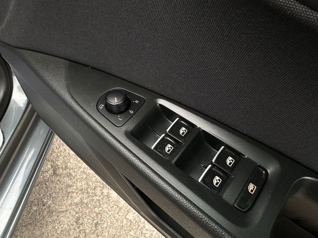 Used SEAT Leon 2018 for sale - 77437384: Photo 37