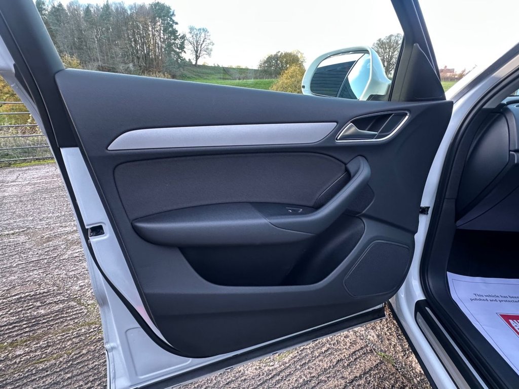 Used Audi Q3 2013 for sale - 76725037: Photo 33