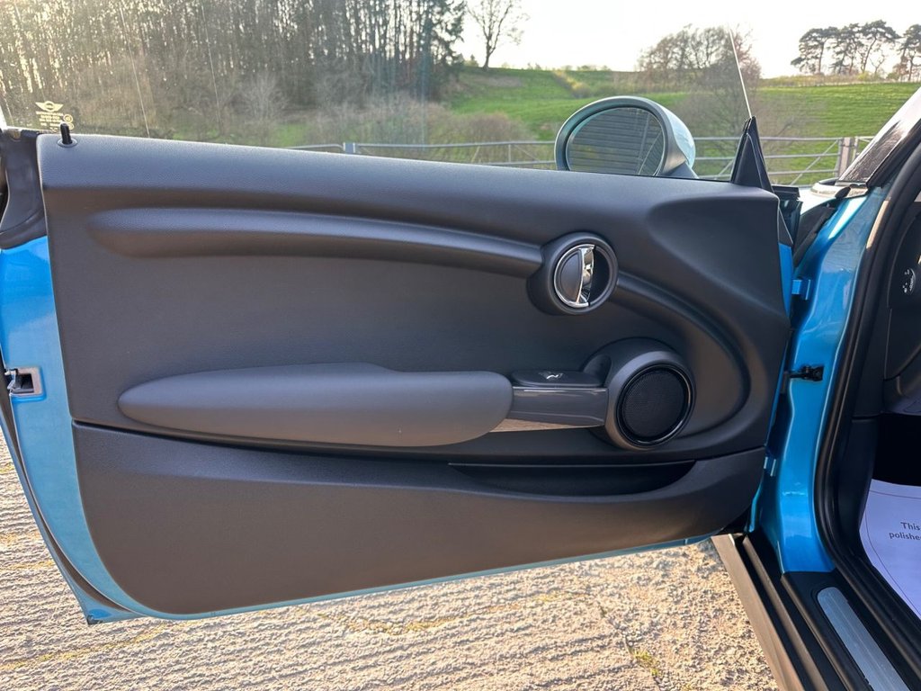 Used MINI Hatch 2017 for sale - 78082304: Photo 29