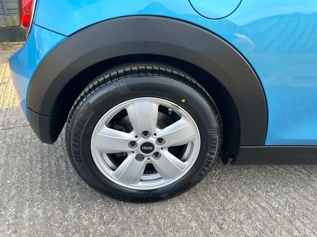 Used MINI Hatch 2017 for sale - 78082304: Photo 37