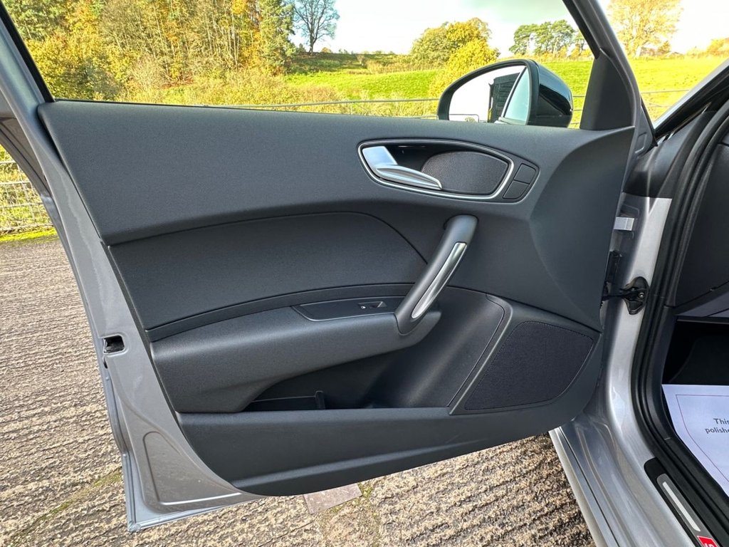 Used Audi A1 2014 for sale - 76570642: Photo 35