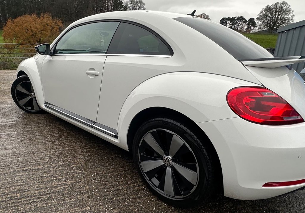 Used Volkswagen Beetle 2013 for sale - 76768742: Photo 11