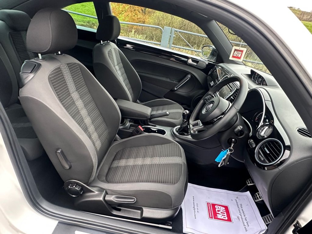 Used Volkswagen Beetle 2013 for sale - 76768742: Photo 18