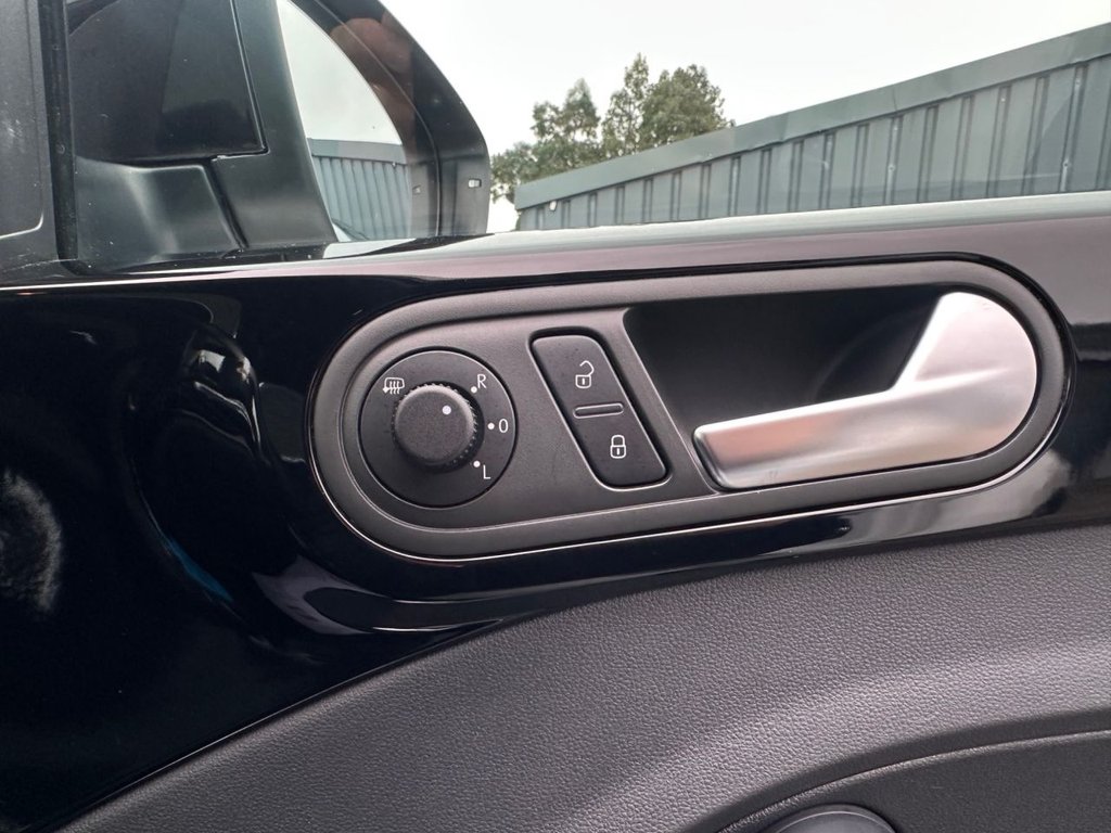 Used Volkswagen Beetle 2013 for sale - 76768742: Photo 26