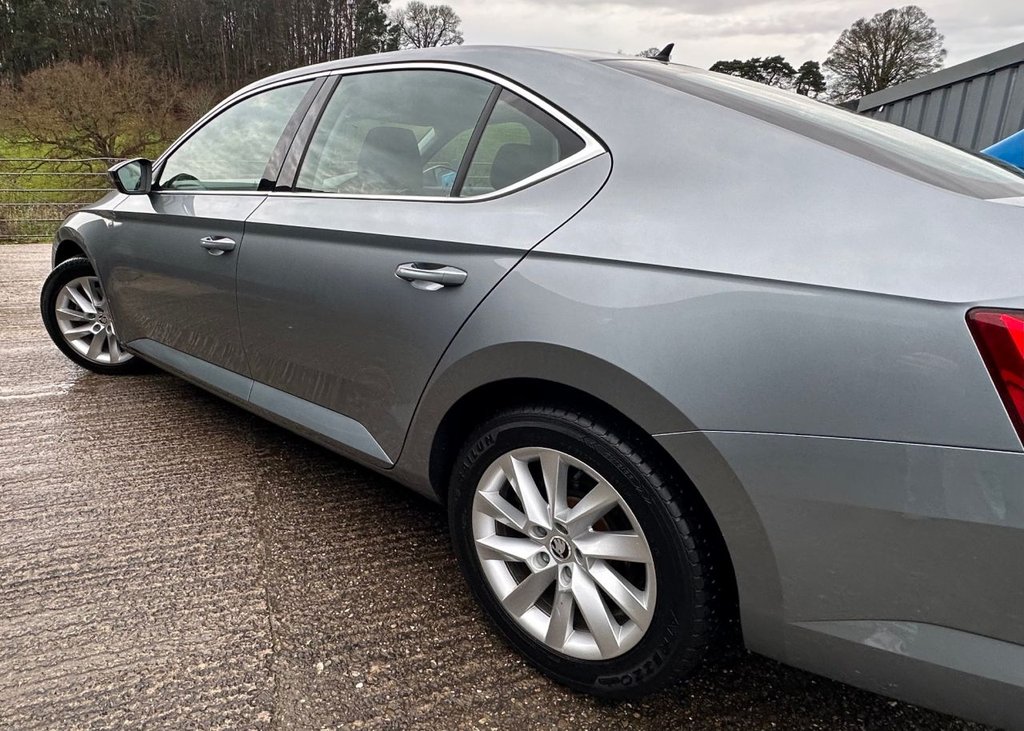 Used Skoda Superb 2017 for sale - 76883513: Photo 14