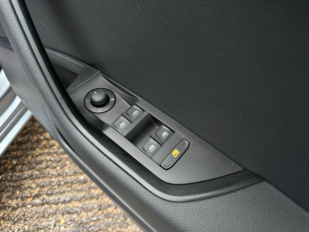 Used Skoda Superb 2017 for sale - 76883513: Photo 32