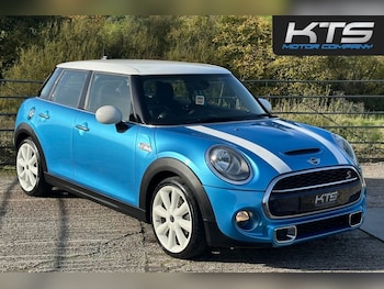 Used MINI Hatch 2017 for sale - 76570050: Photo