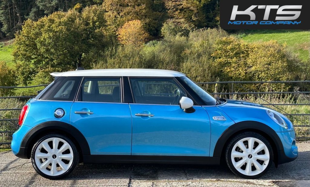 Used MINI Hatch 2017 for sale - 76570050: Photo 8