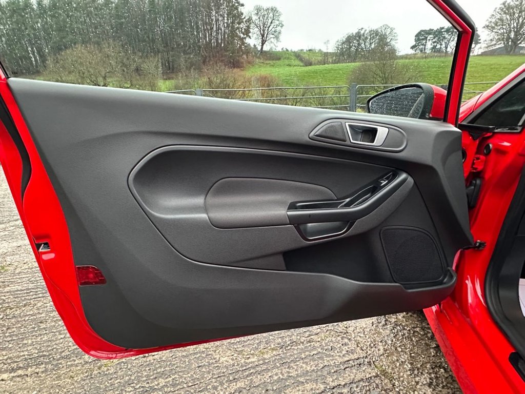 Used Ford Fiesta 2016 for sale - 77356688: Photo 30