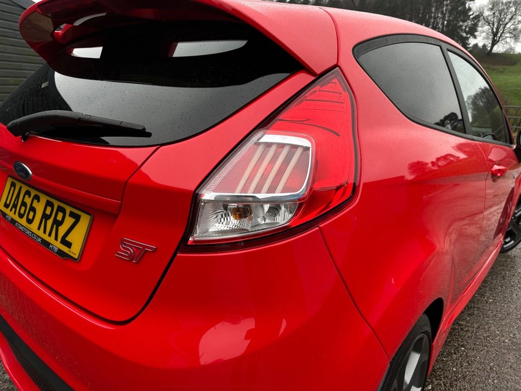 Used Ford Fiesta 2016 for sale - 77356688: Photo 32