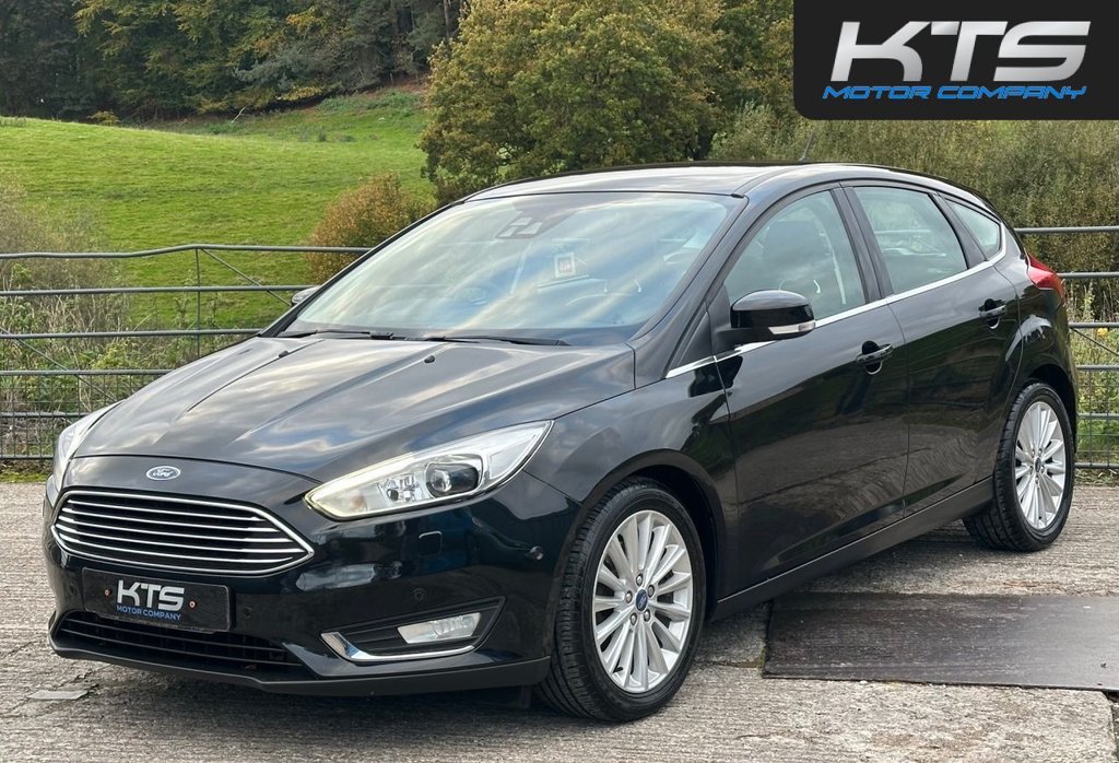 Used Ford Focus 2015 for sale - 76569836: Photo 3