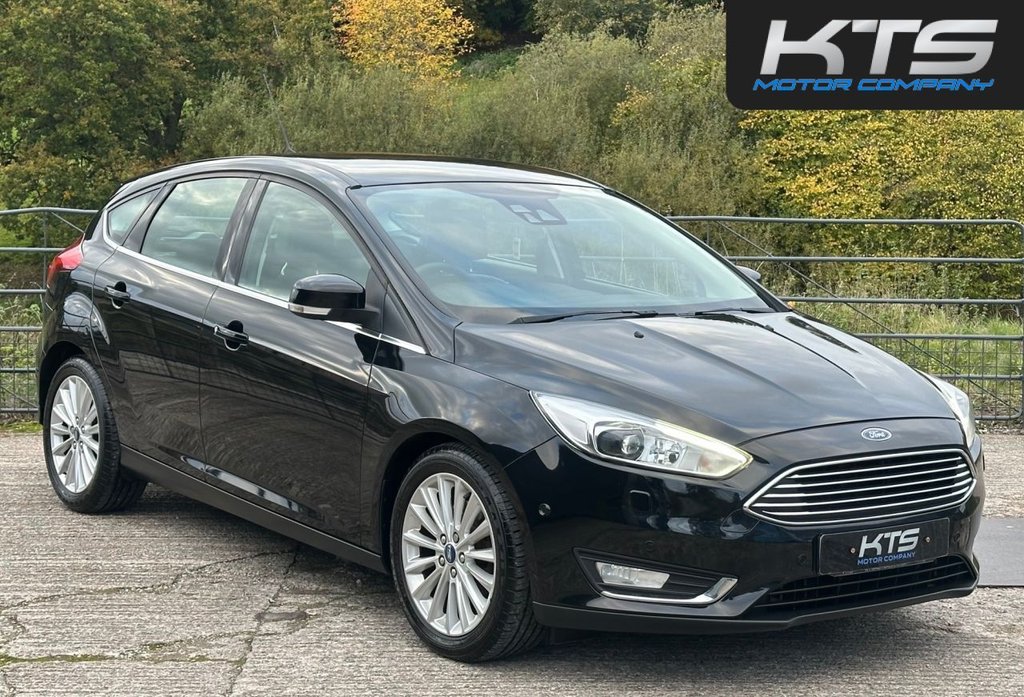 Used Ford Focus 2015 for sale - 76569836: Photo 4