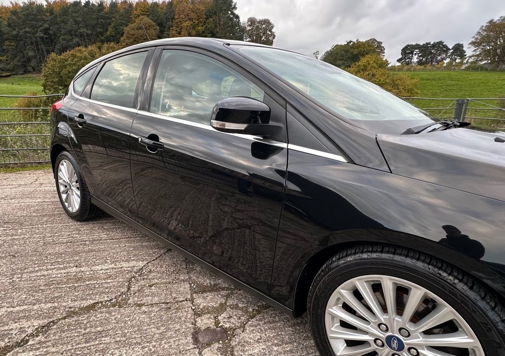 Used Ford Focus 2015 for sale - 76569836: Photo 6