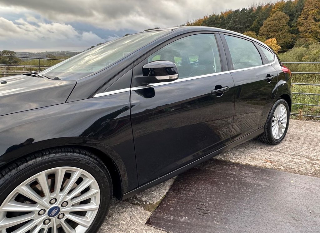 Used Ford Focus 2015 for sale - 76569836: Photo 7