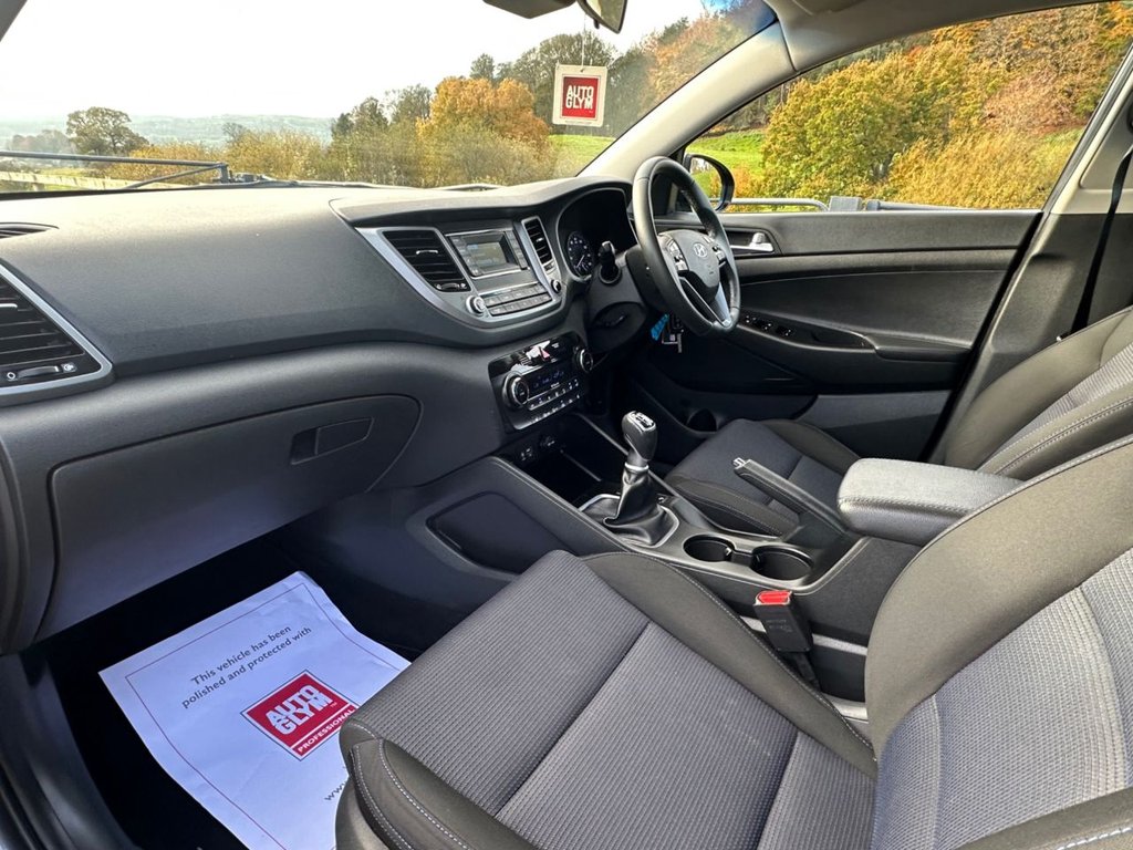 Used Hyundai TUCSON 2017 for sale - 76569753: Photo 16