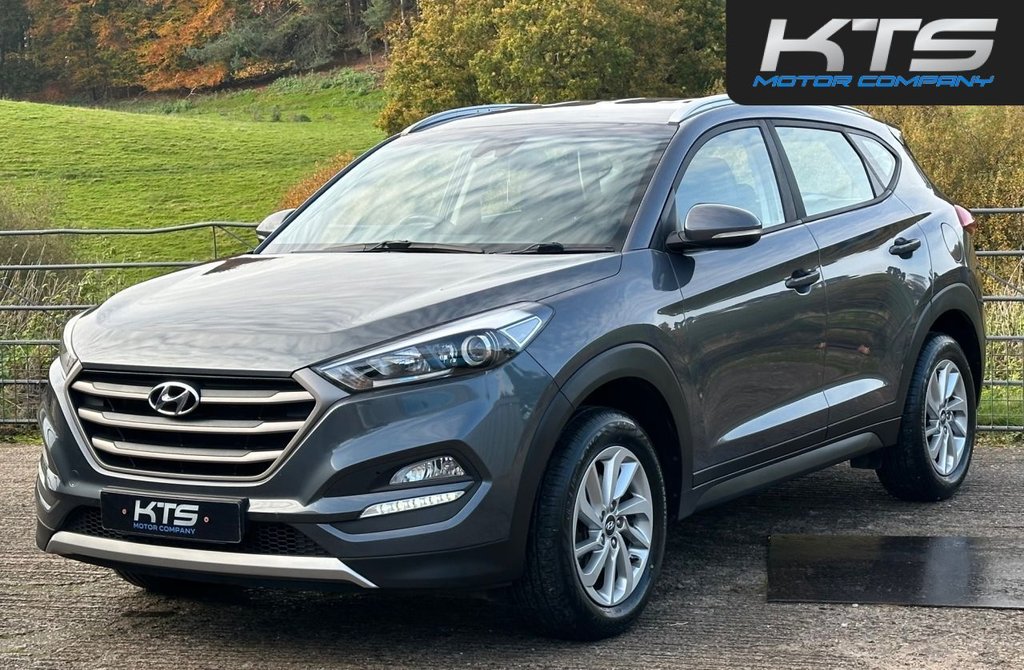Used Hyundai TUCSON 2017 for sale - 76569753: Photo 3