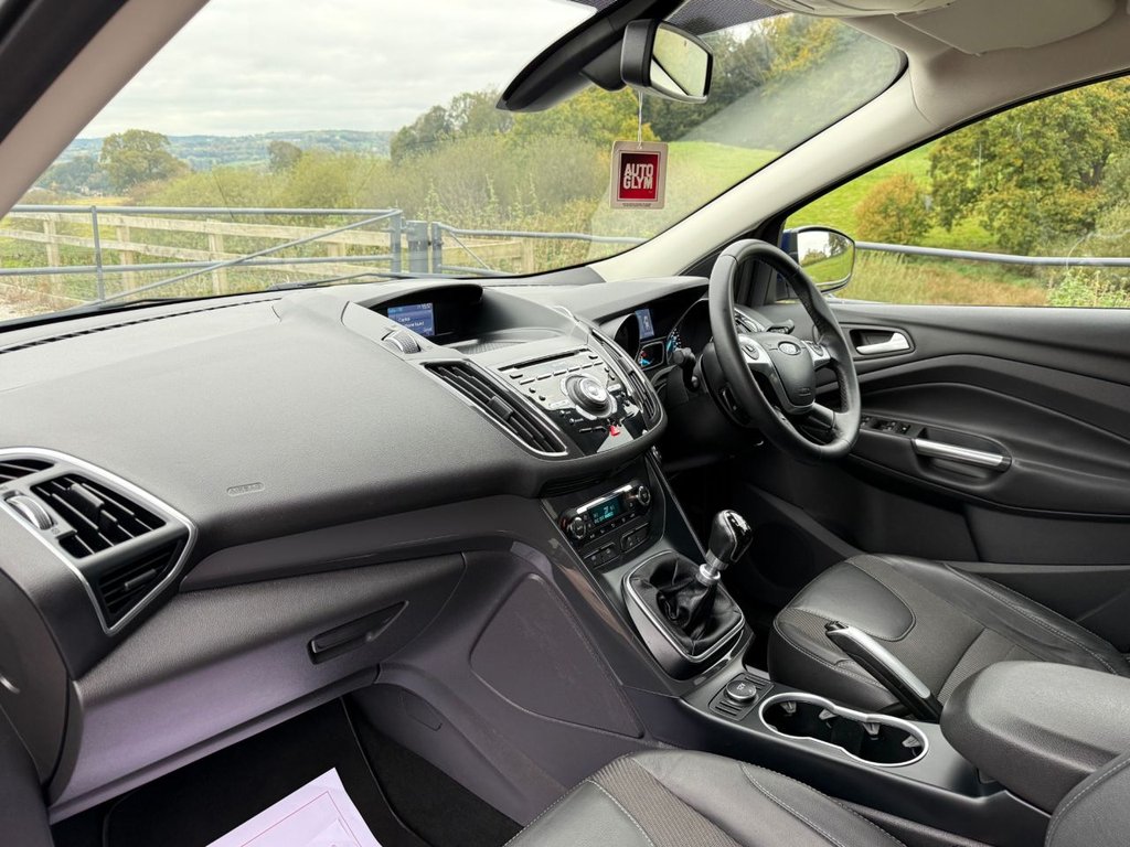 Used Ford Kuga 2015 for sale - 76569767: Photo 9