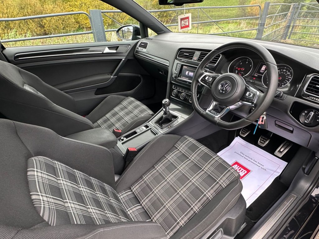 Used Volkswagen Golf 2014 for sale - 76569791: Photo 19