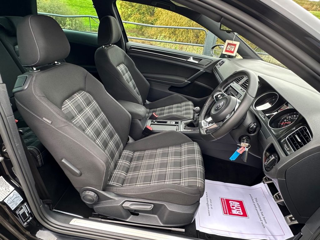 Used Volkswagen Golf 2014 for sale - 76569791: Photo 20